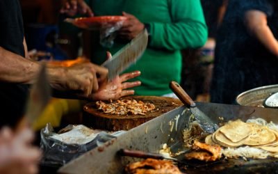 Puesto de comida en Parque de las Palapas en Cancún