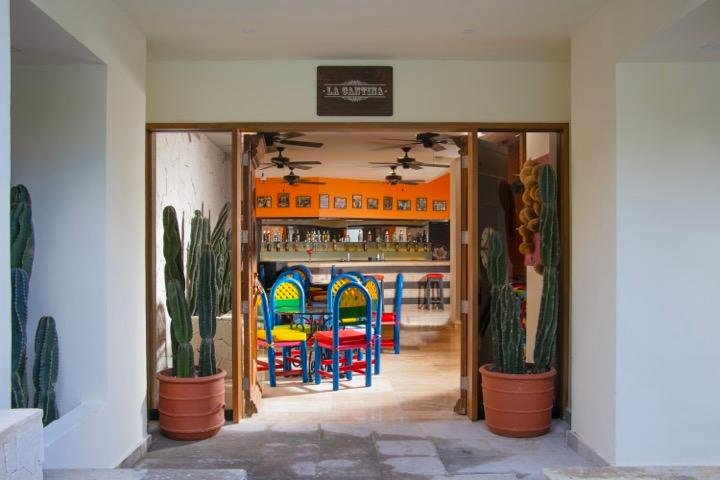La Cantina