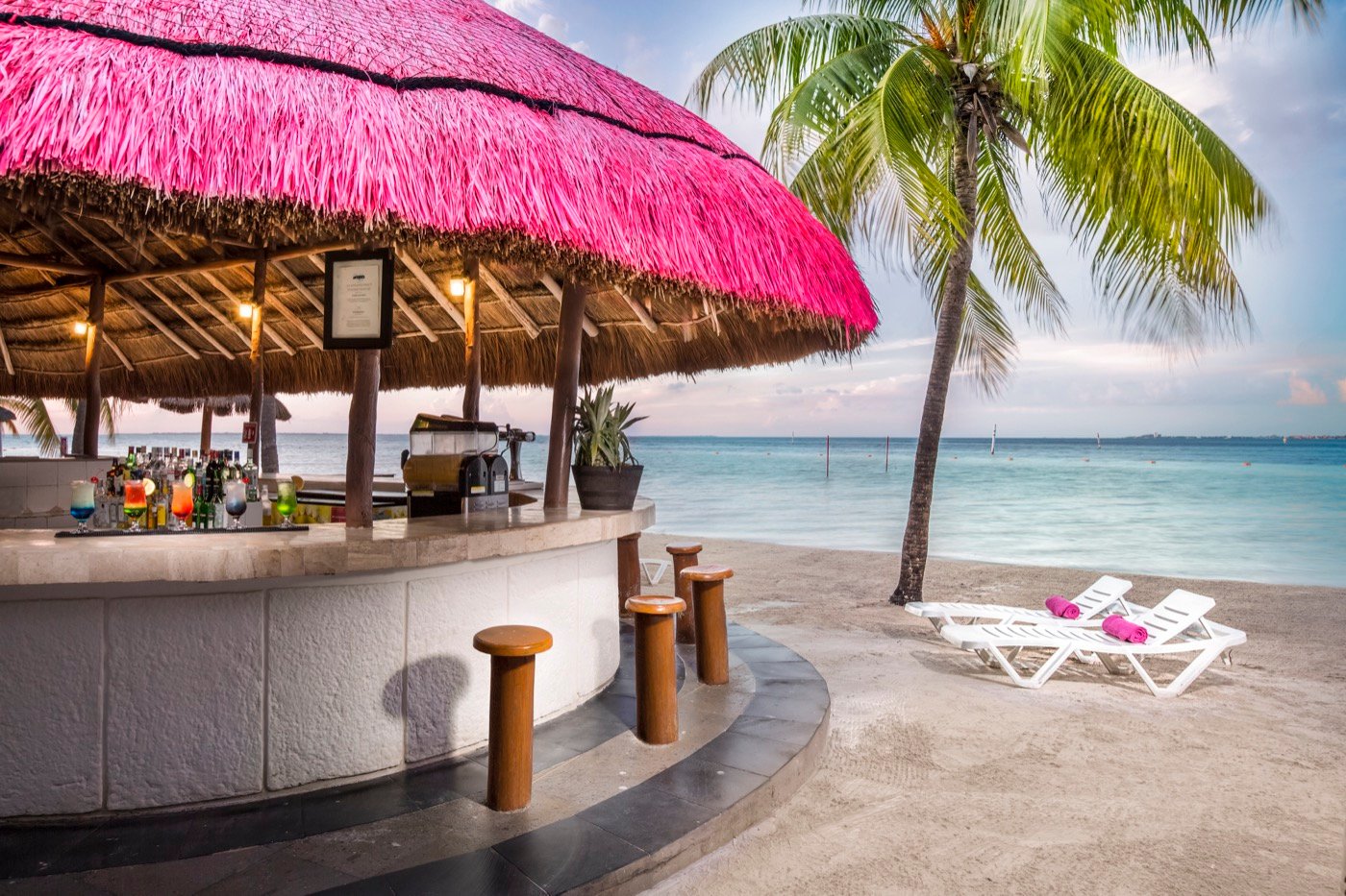 Restaurantes y Bares del Hotel Grand Oasis Palm
