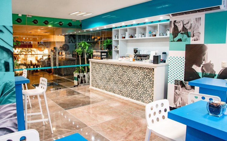 Restaurantes y Bares del Hotel Oasis Palm