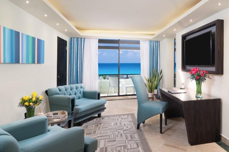 Sian Ka'an Master Room in hotel The Pyramid at Grand Oasis